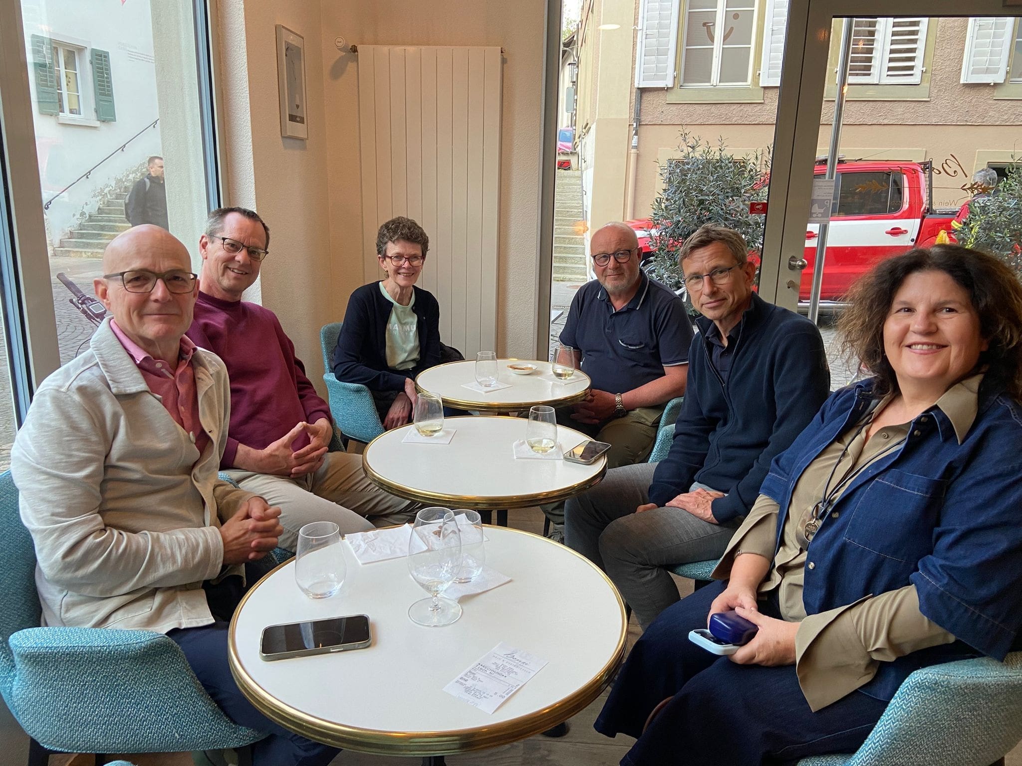 Mitglieder der GLP Zofingen diskutieren über Kommunikationsstrategien